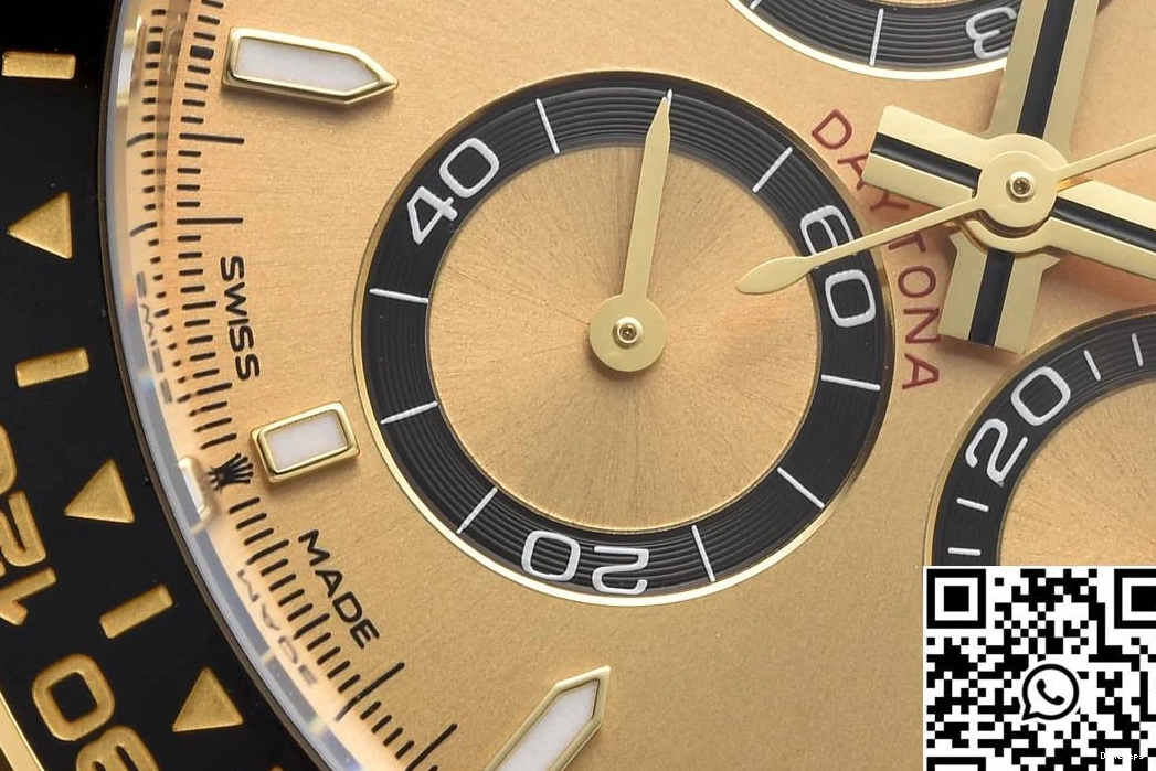 M126518 Factory Clean Black Cosmograph Dial Rolex Bezel Yellow Daytona 0422